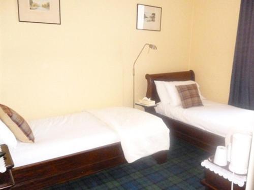 The Ken Bridge Hotel & Campsite New Galloway Rum bild